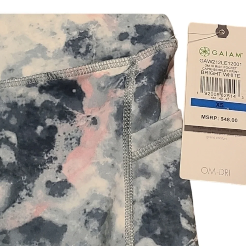 Gaiam Blue, Pink, White High Rise Pocket Capri Leggings Yoga Workout Size XS NWT